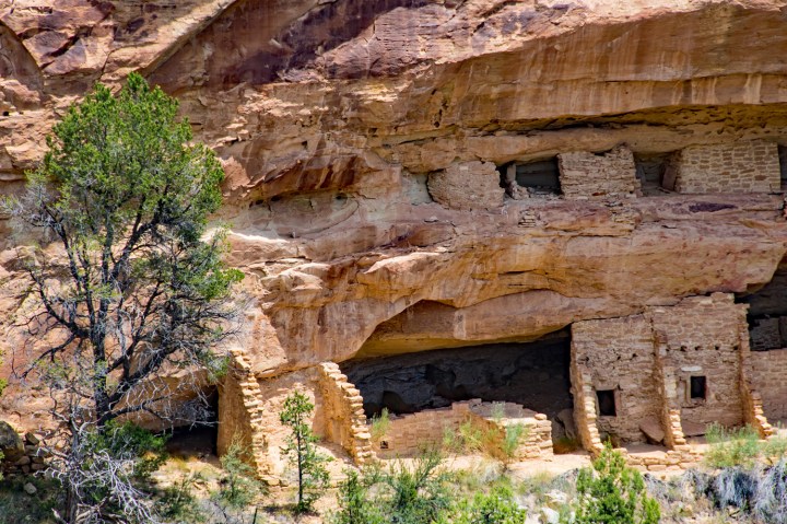 Nordenskiold House closeup wp