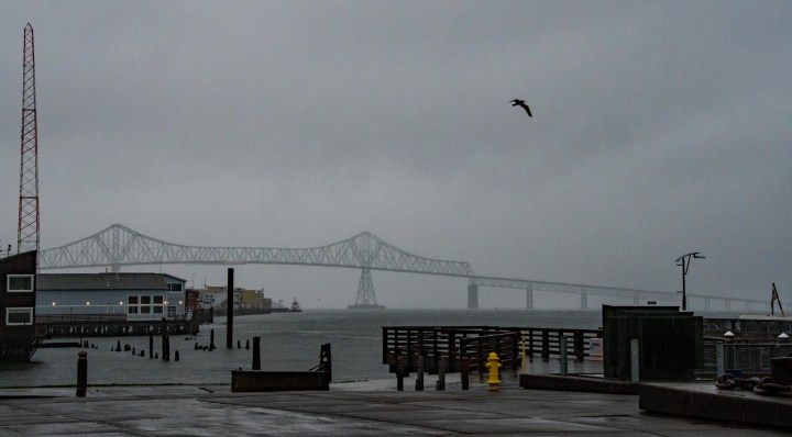 Astoria Columbia Bridge wp