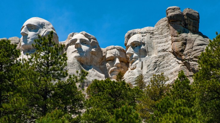 Mt Rushmore 3 16x9 wp