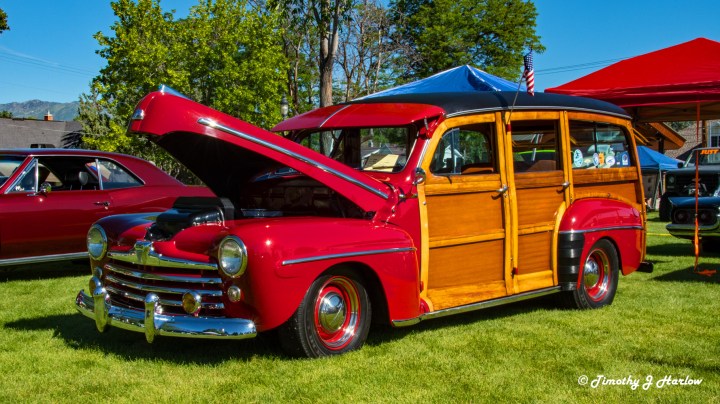 40s Ford Woody Wagon